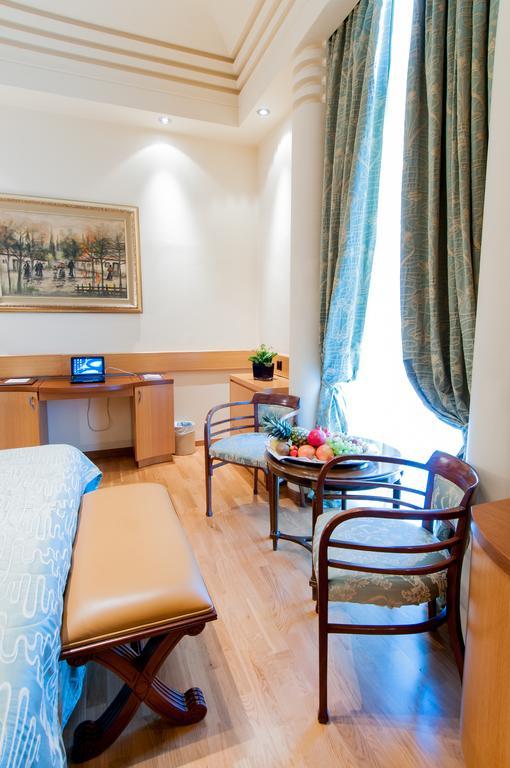 Pentelikon Hotel Kifisia Cameră foto